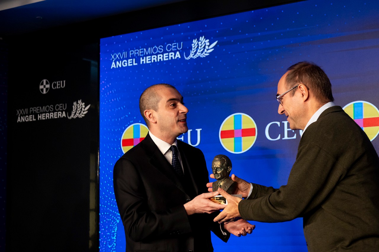 La Fondazione consegna il premio CEU Angel Herrera per il miglior lavoro giornalistico sulla Dottrina sociale della Chiesa alla rivista Mundo Negro