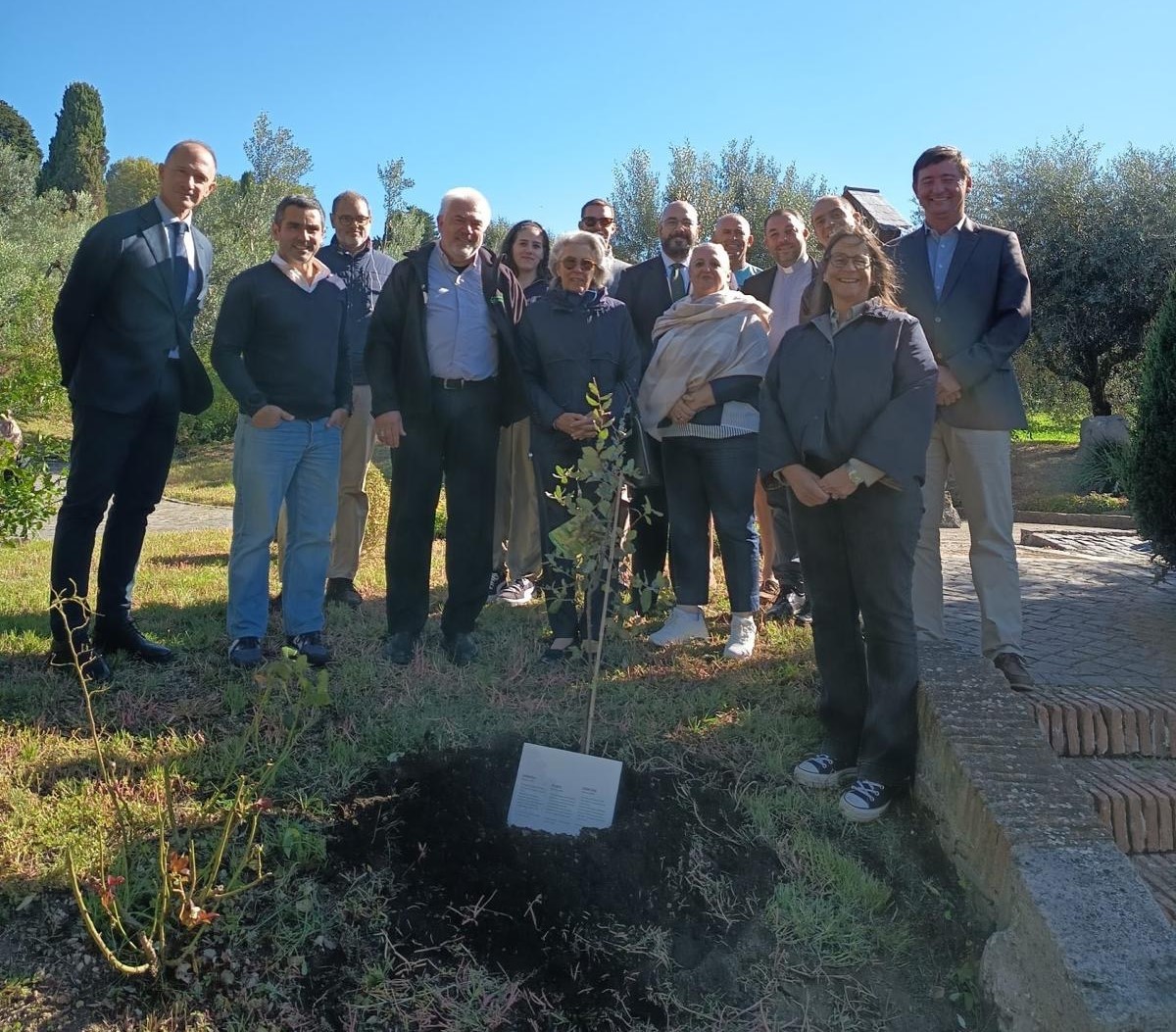 Church and Ecology: Portuguese Youth planted a tree in Castel Gandolfo, following up on the commitment made at WYD 2023