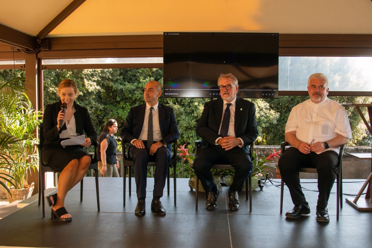 Al Borgo Laudato Si’ l'inaugurazione della mostra fotografica “Uomo-Natura, equilibri fragili”